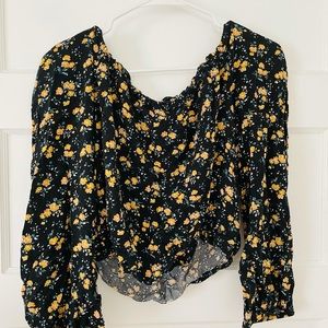 Women’s Aeropostale Off The Shoulder Croptop